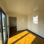 Conteneur Helsinki 8×3 mètres avec sanitaires et cuisine – Image 6