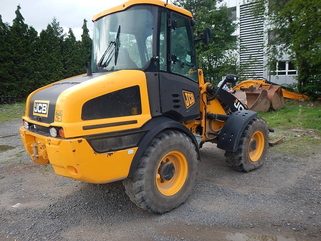 X1 Chargeuse sur pneus JCB 409 – 2014 – Image 1